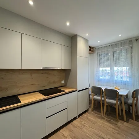 Sam's 3 - Apartman *